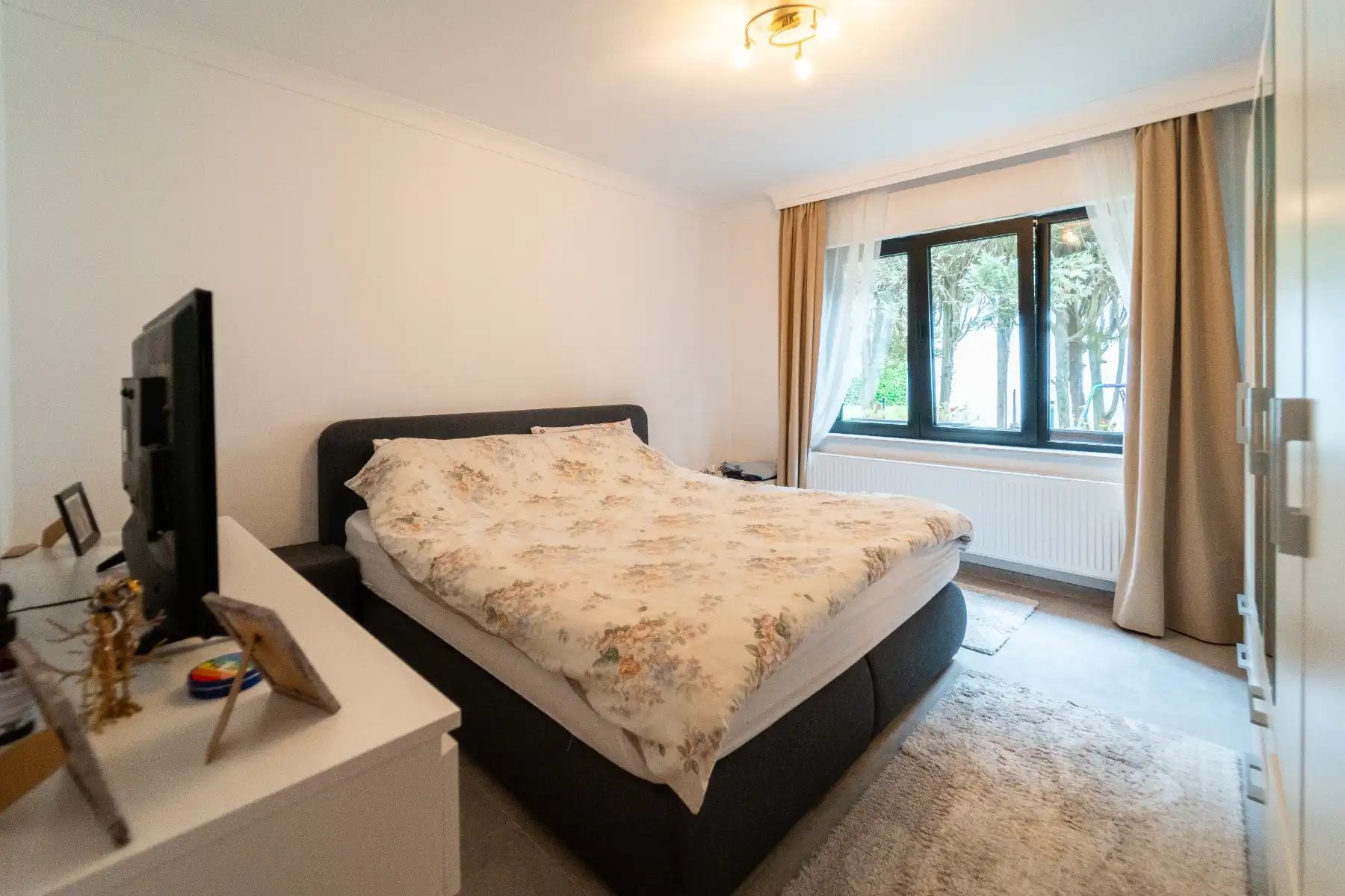 Rustig gelegen bungalow foto 12