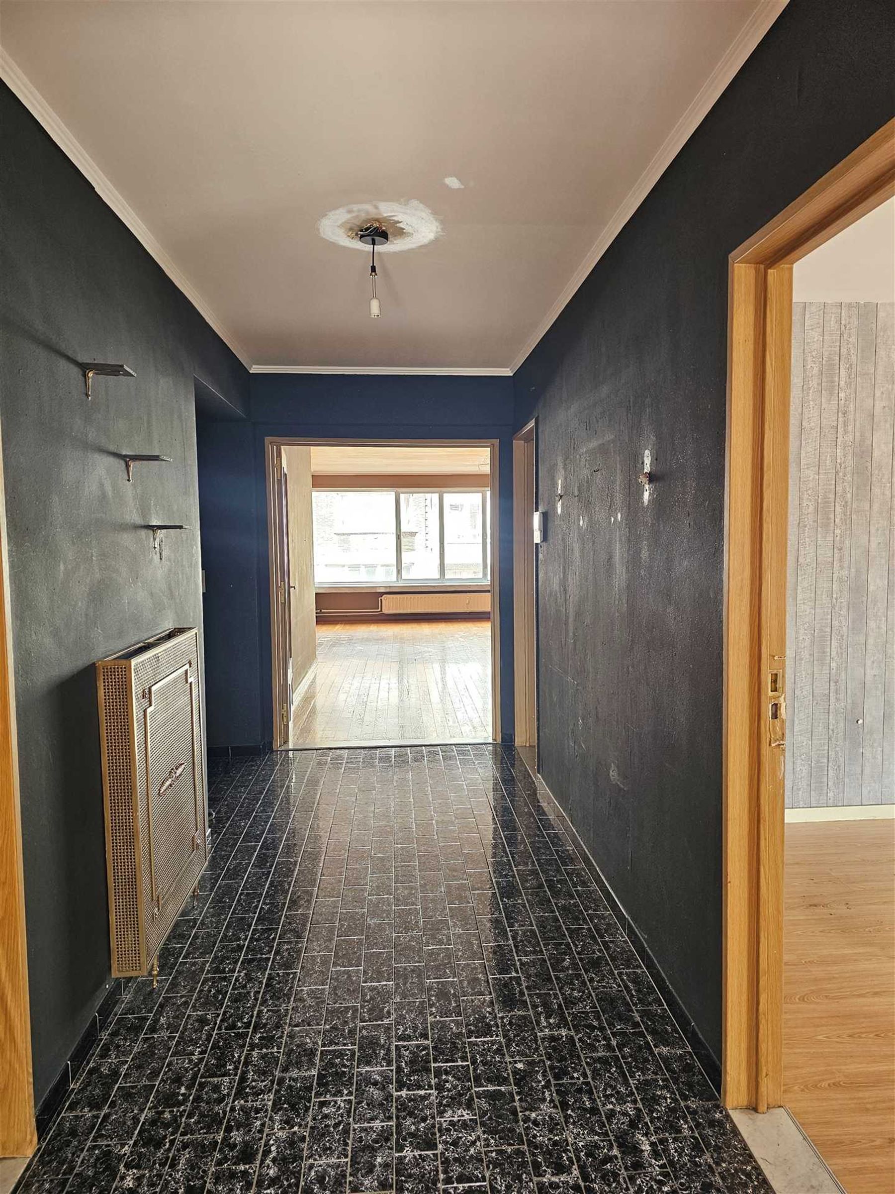 Zeer ruim appartement !!! foto 14