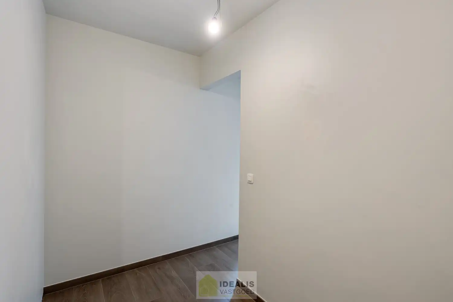 Schitterend volledig vernieuwde woning met 3 ruime slaapkamers foto 43