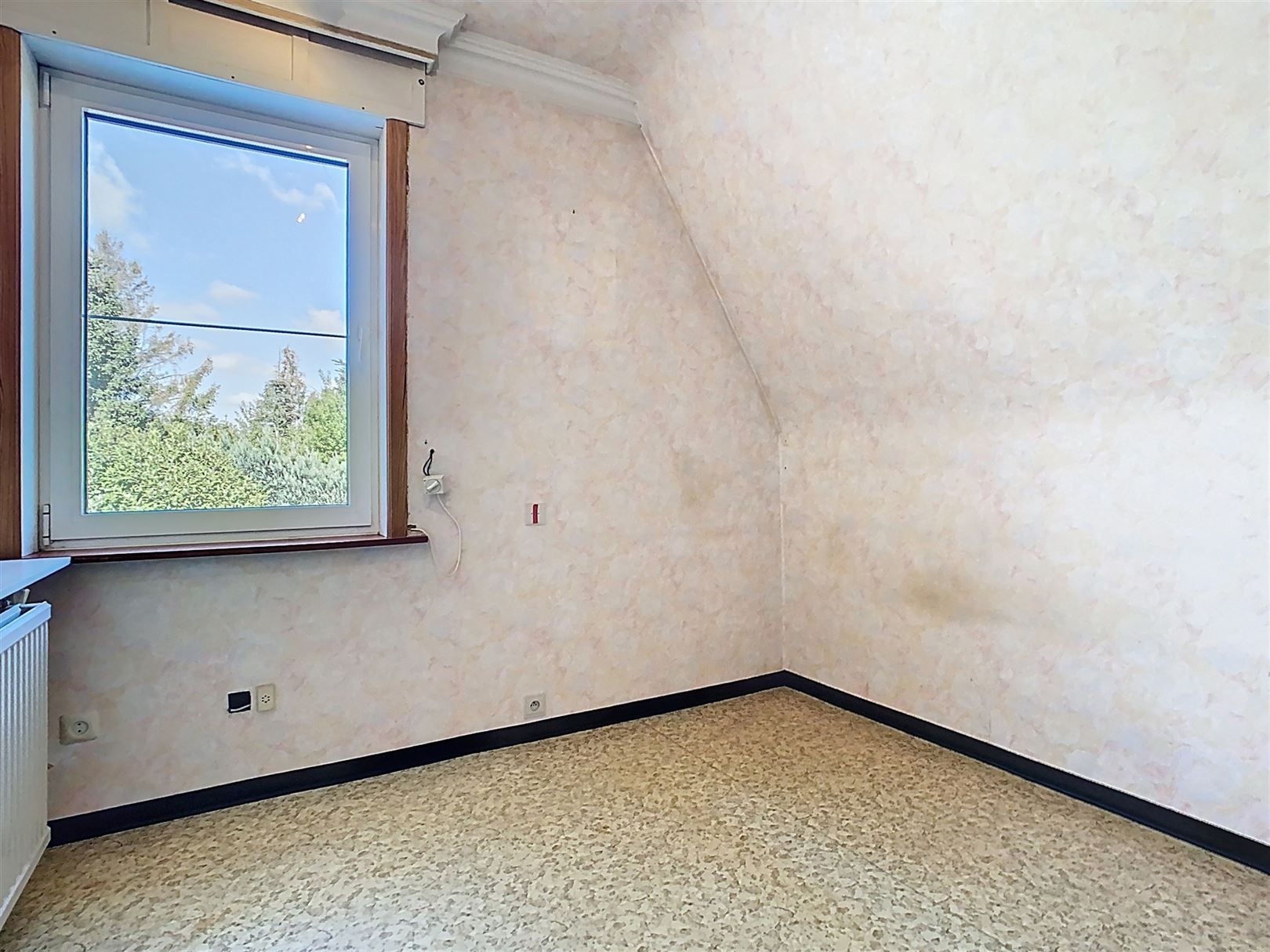 Charmante woning, 3 slpks, garage, weides, 1h 23a 72ca foto 24