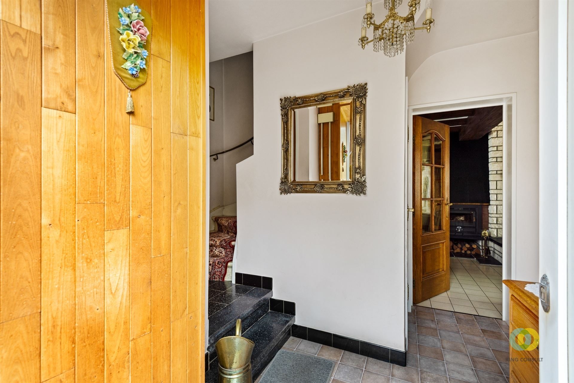 **IN OPTIE** Charmante 3-gevelwoning met tuin en garage foto 2