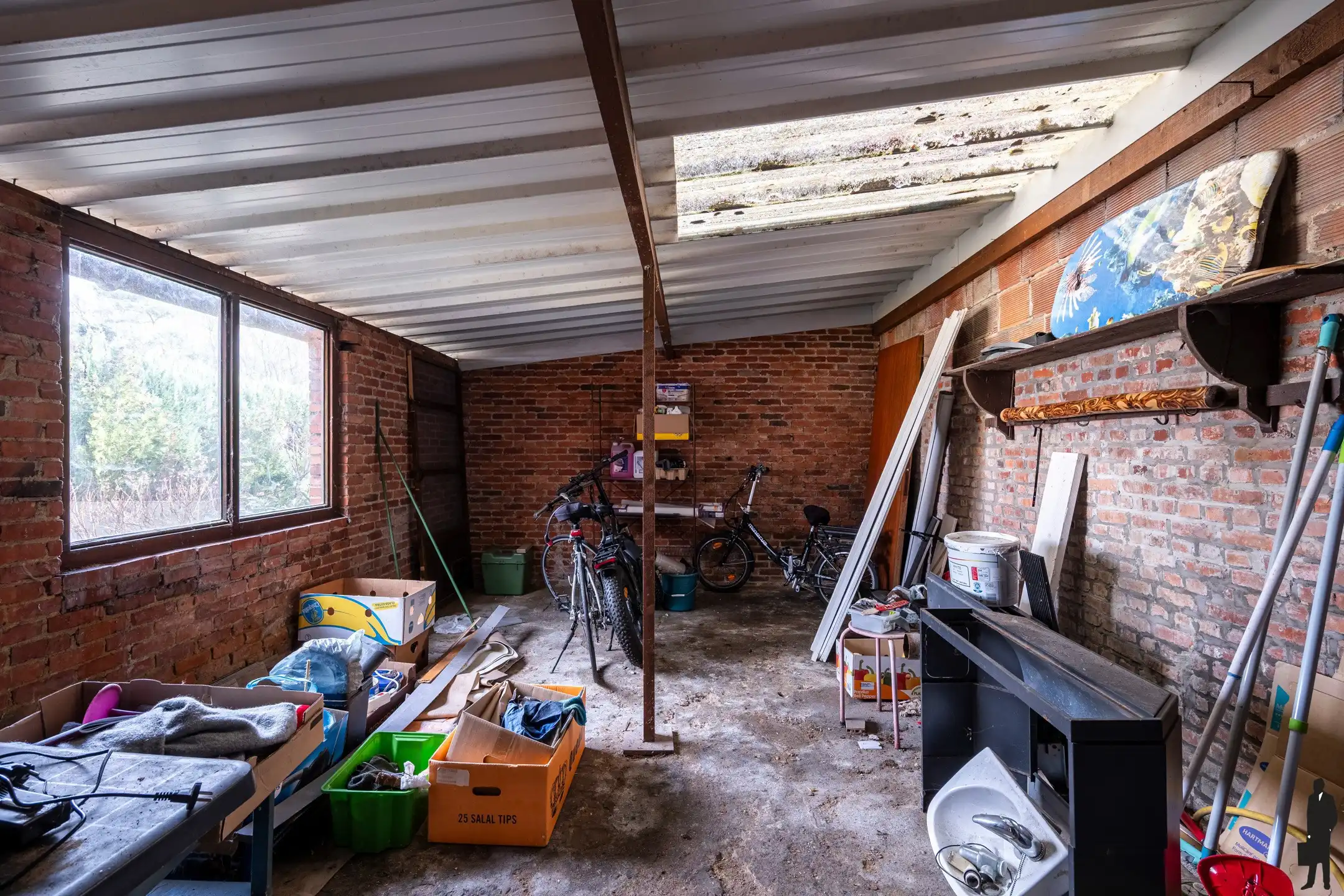 Te renoveren woning met 4 slaapkamers in Sint-Jozef foto 13