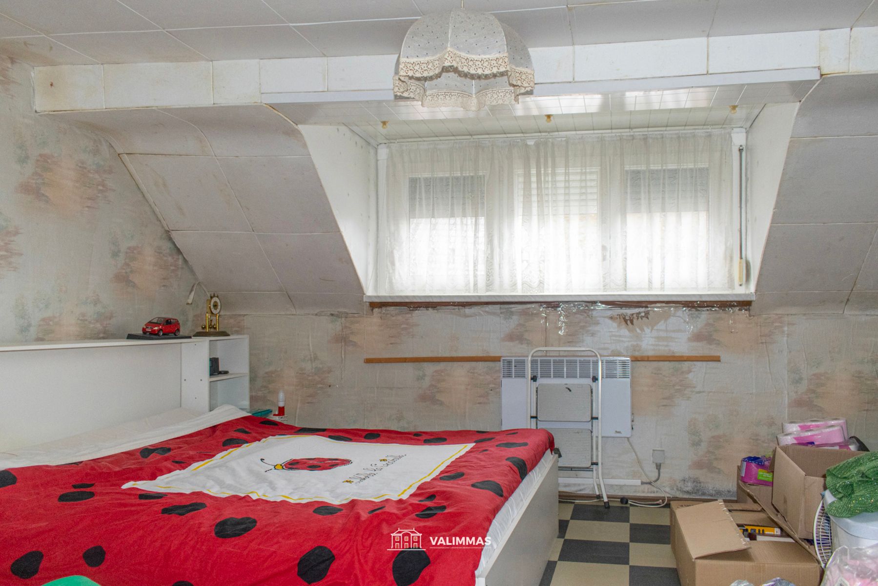 Een rijwoning met tuintje, nabij het centrum van Asse... foto 7