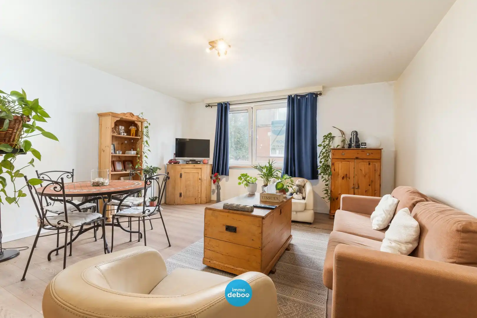 Instapklaar appartement met zonnig terras foto {{pictureIndex}}
