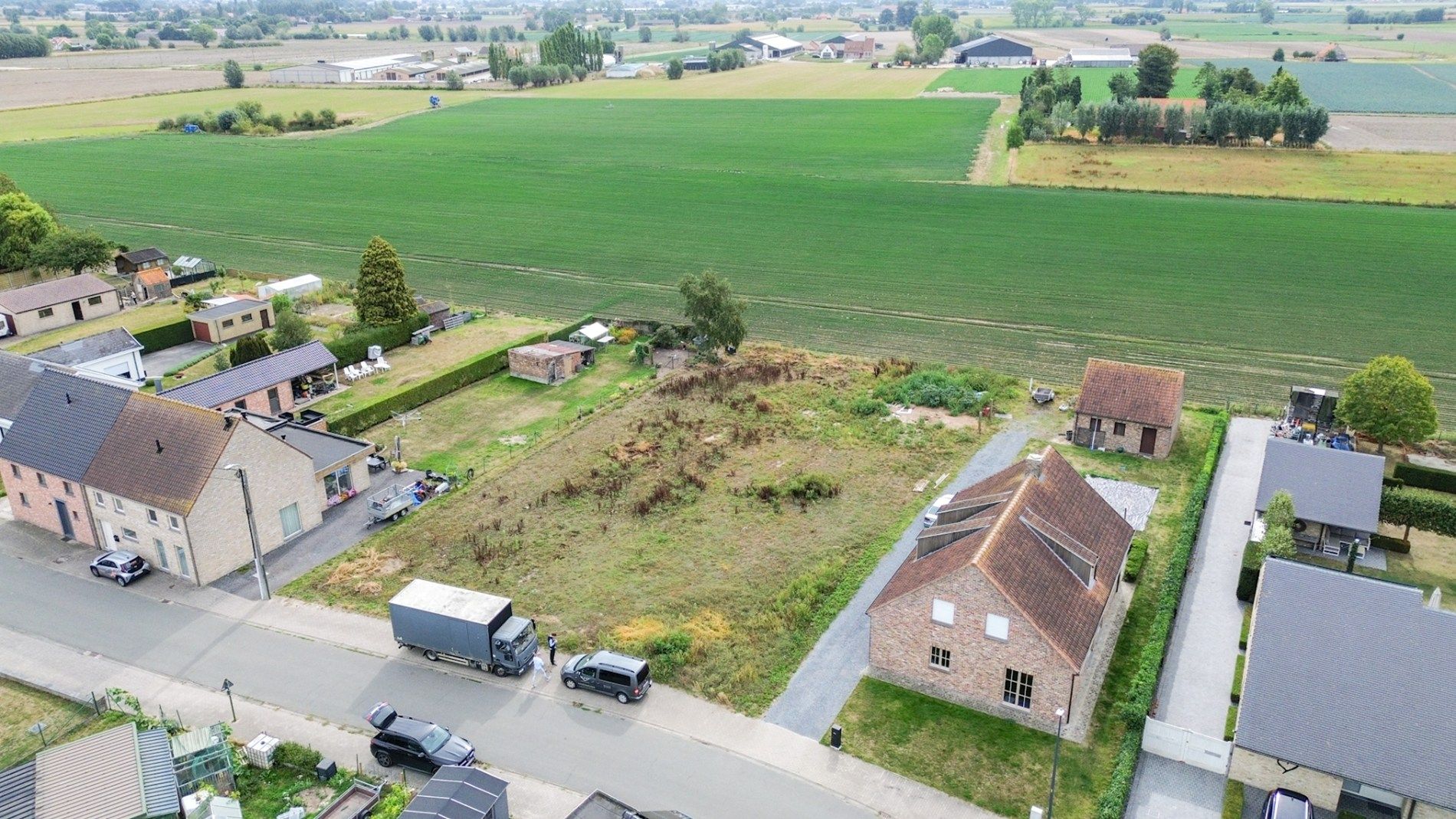 Mooi gelegen perceel bouwgrond voor open bebouwing, 804 m², Bovekerke.  foto 11