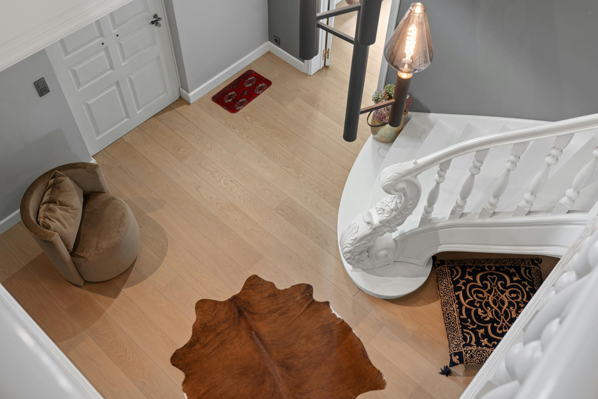 Villa met praktijkruimte en weilanden te koop in Geel foto 24