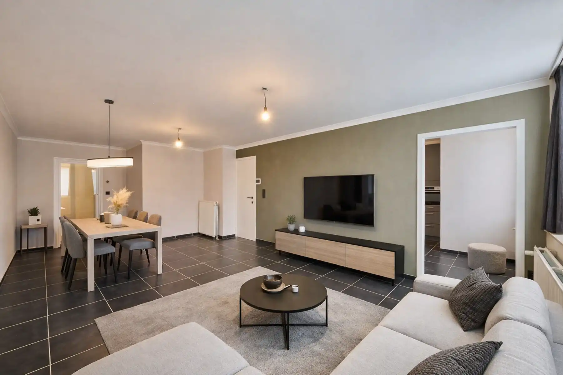 Appartement te koop foto {{pictureIndex}}