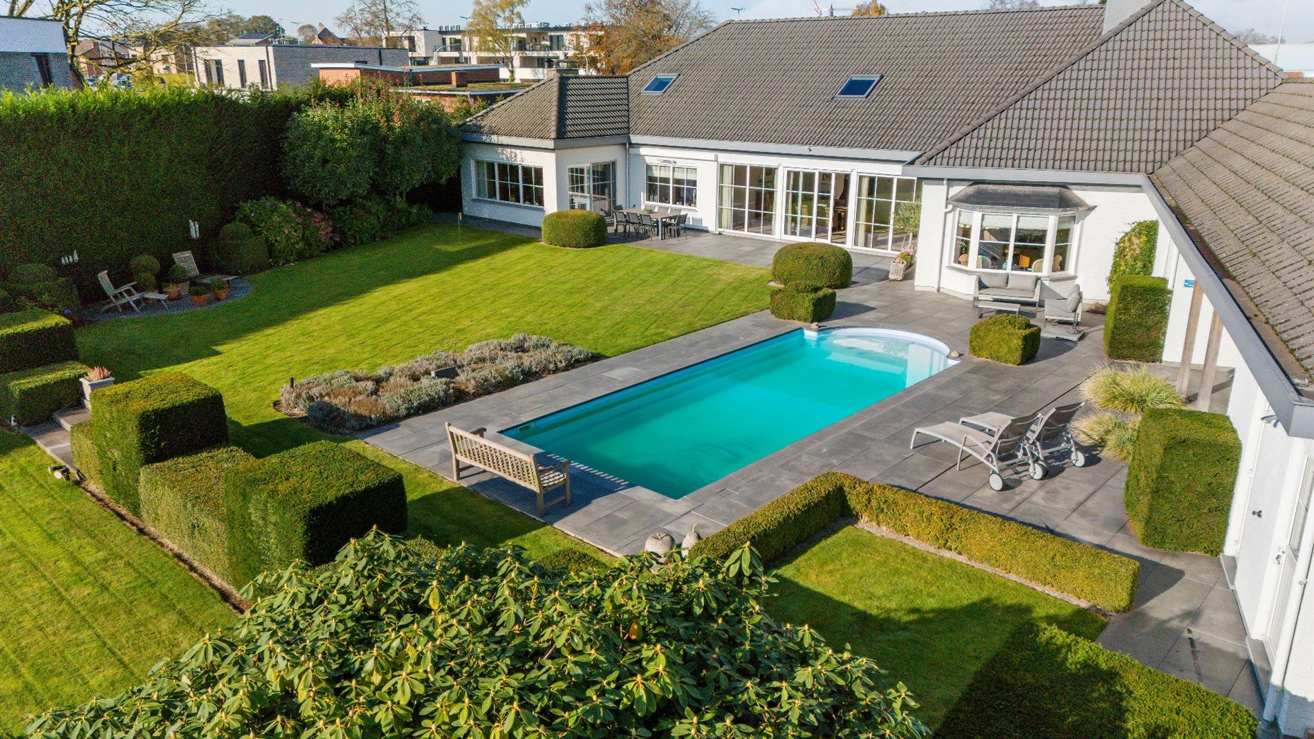 Luxueuze villa met zwembad en absolute privacy op riant perceel foto 23