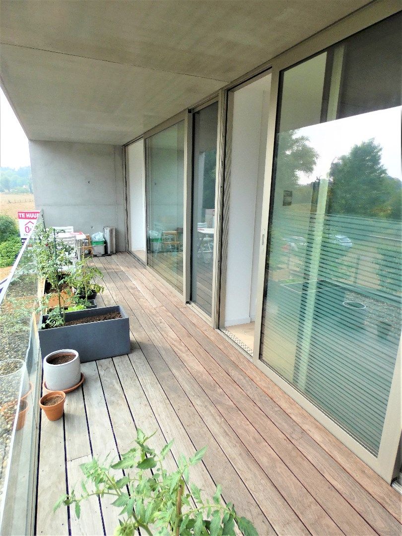 Energiezuinig appartement met 2 slp, zalig zonneterras en garage te Loppem foto 9