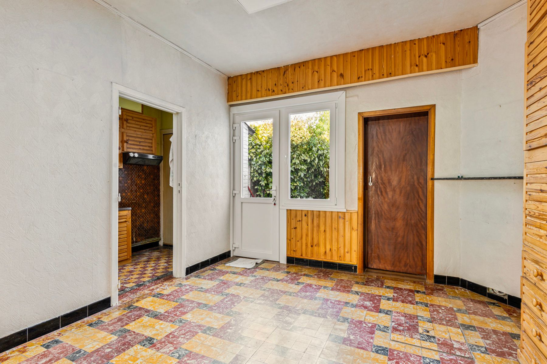 OPTIE Op te frissen eengezinswoning met 3 slaapkamers en tuin foto 8