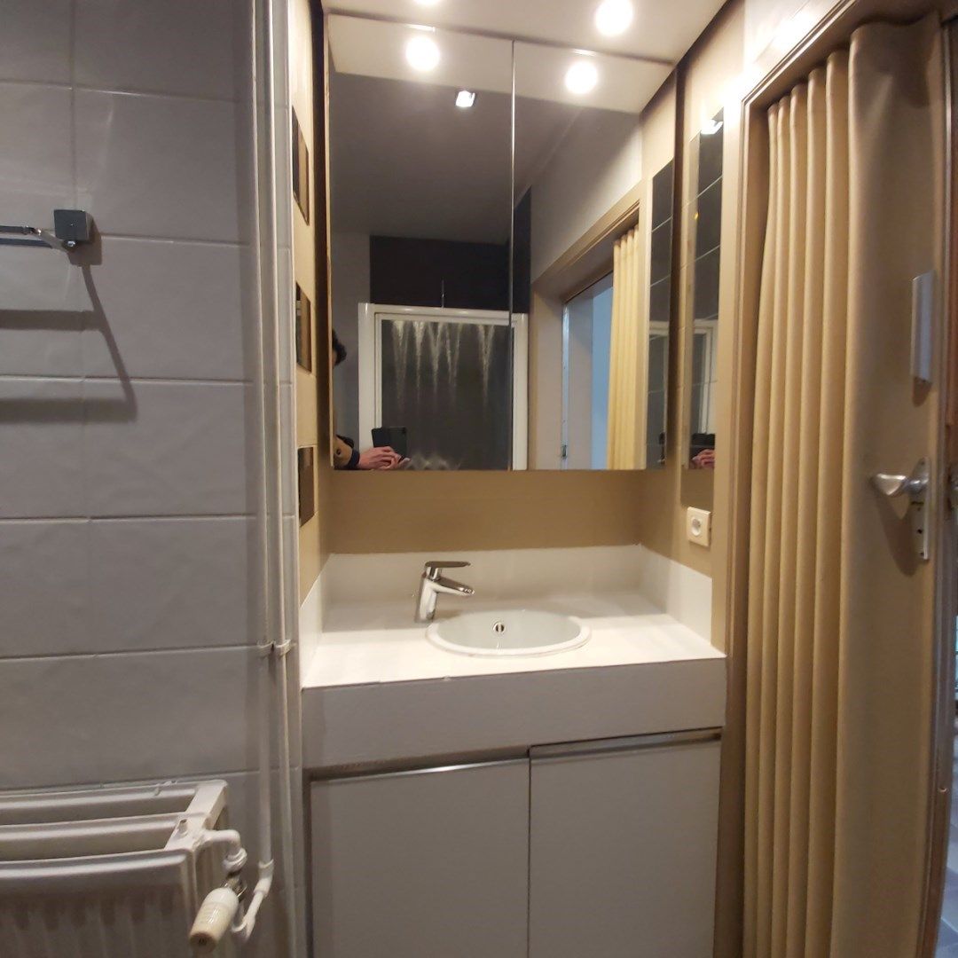 Gezellige woning met 4 slaapkamers - centrum Izegem. foto 13