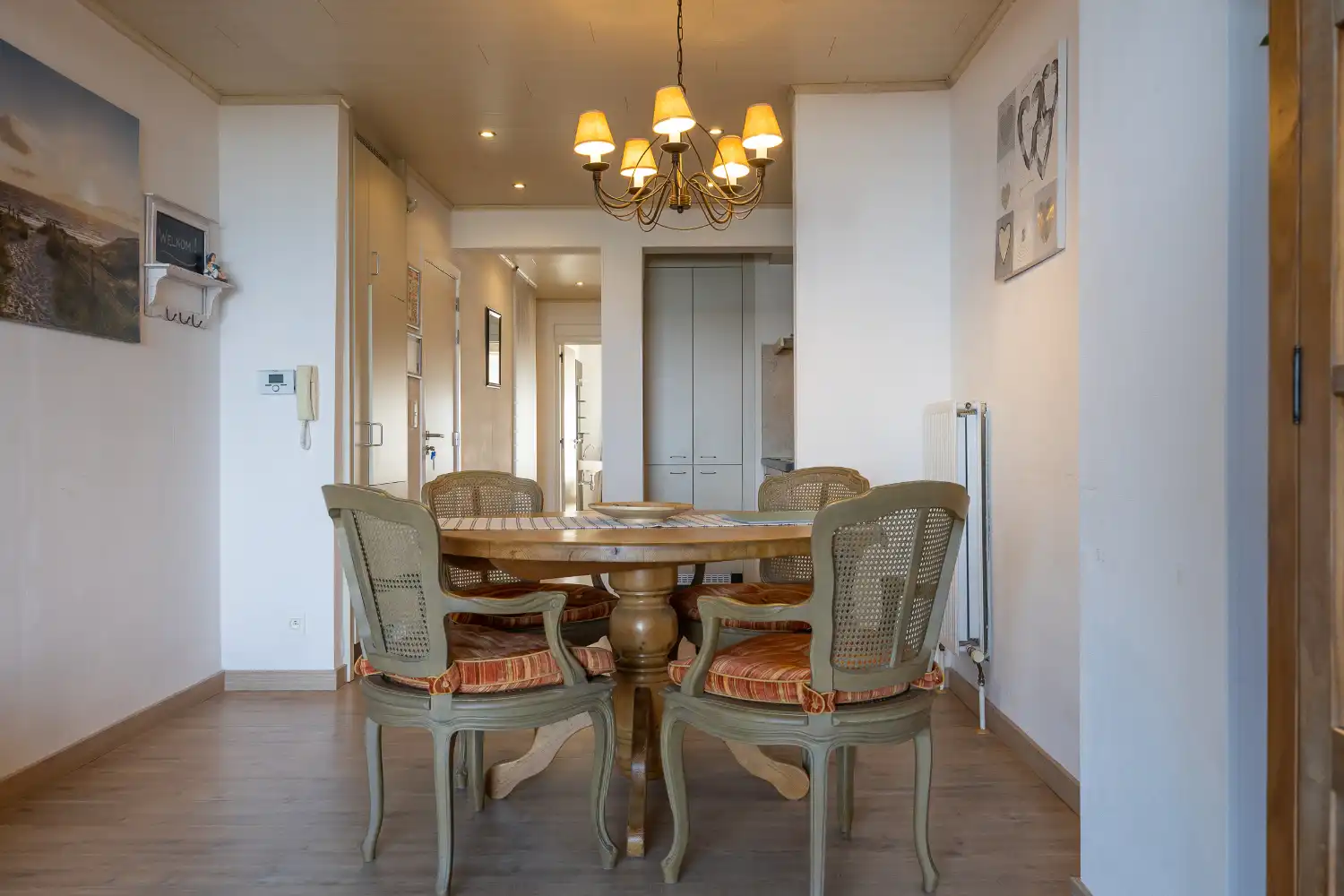 Appartement met 2 slaapkamers te huur op Zeedijk in Middelkerke foto 7