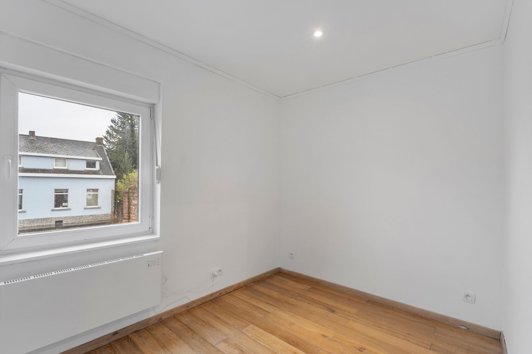 Instapklare, gerenoveerde woning met 3 slaapkamers foto 8