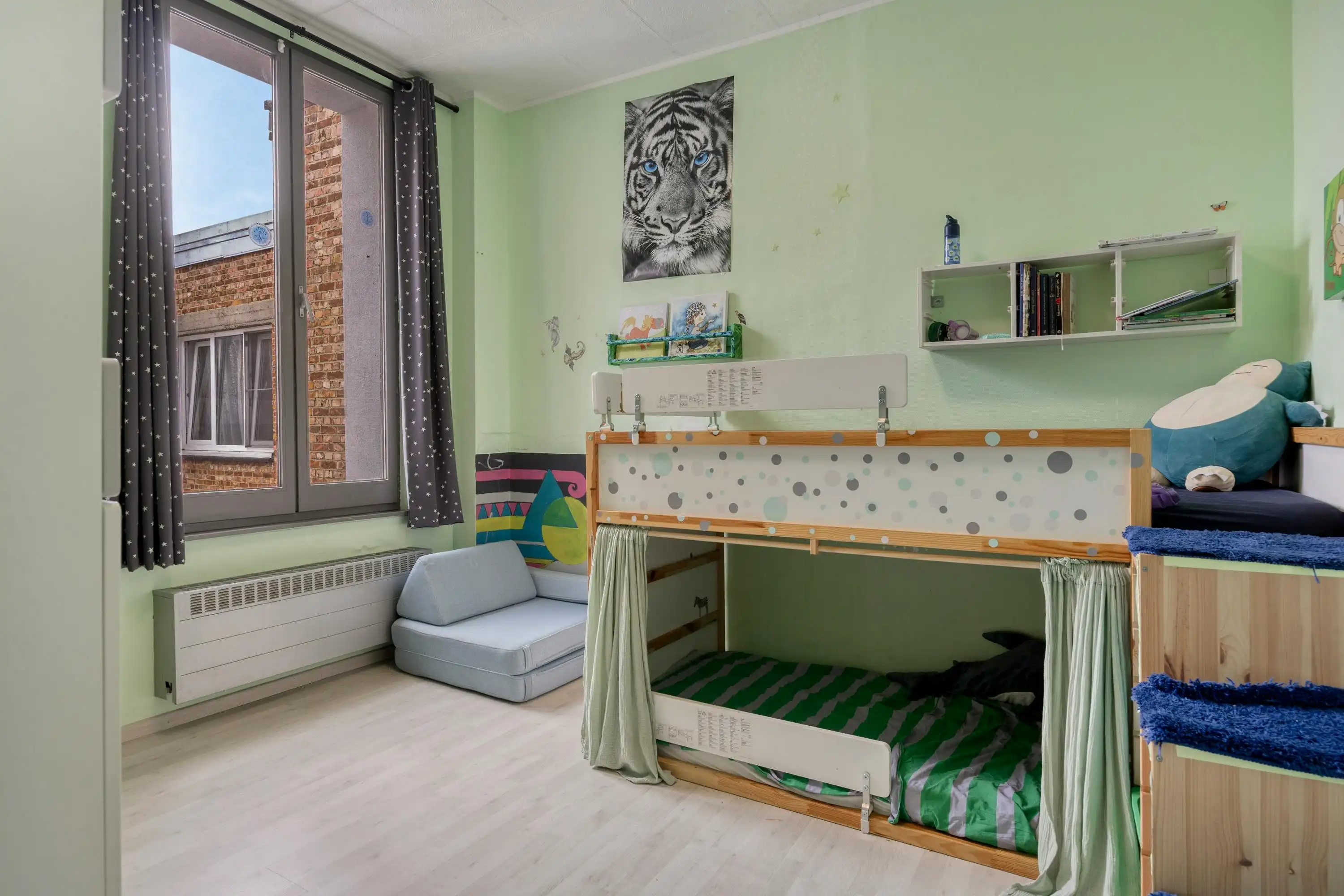 Huis met 4 slaapkamers en stadskoer te Deurne! foto 13