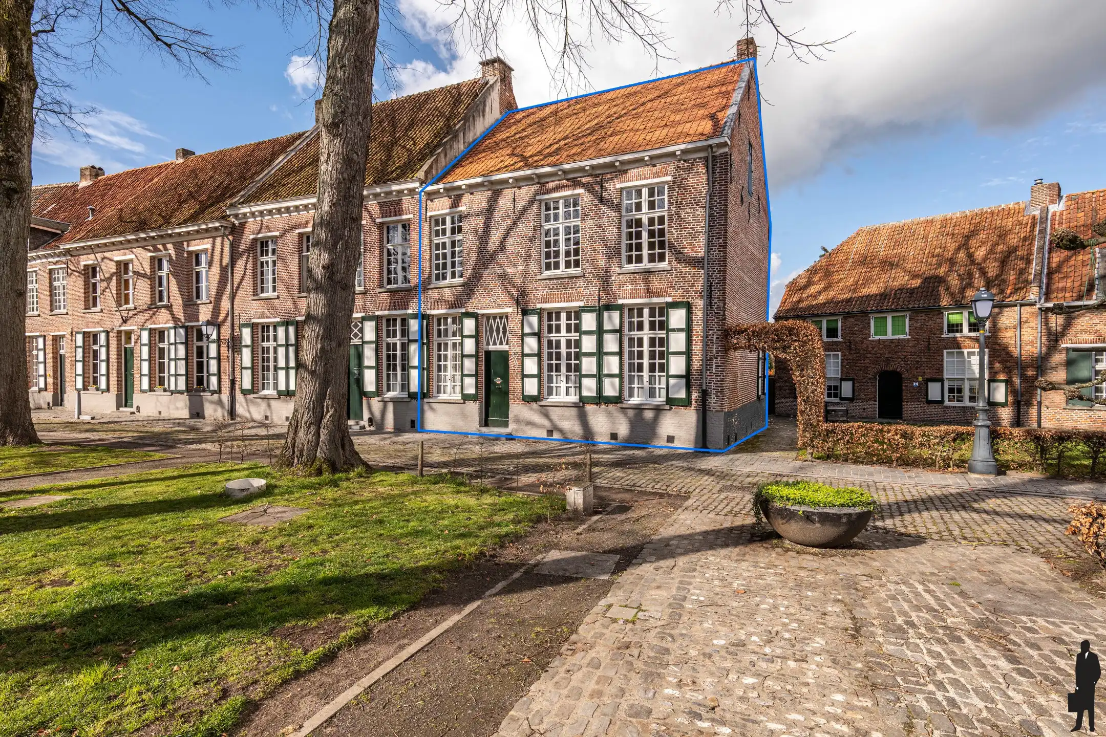 Charmante stadswoning in het Turnhoutse Begijnhof met tuin foto 18