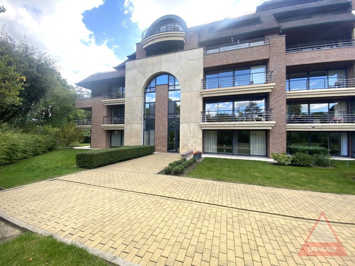 Roeselare – Ruim en instapklaar appartement met uitzicht op het Geitenpark foto 2