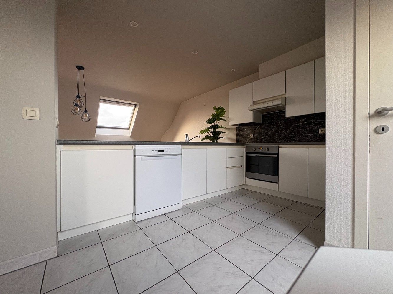 Uniek, ruime én lichtrijk appartement met 2 slpks! foto 5