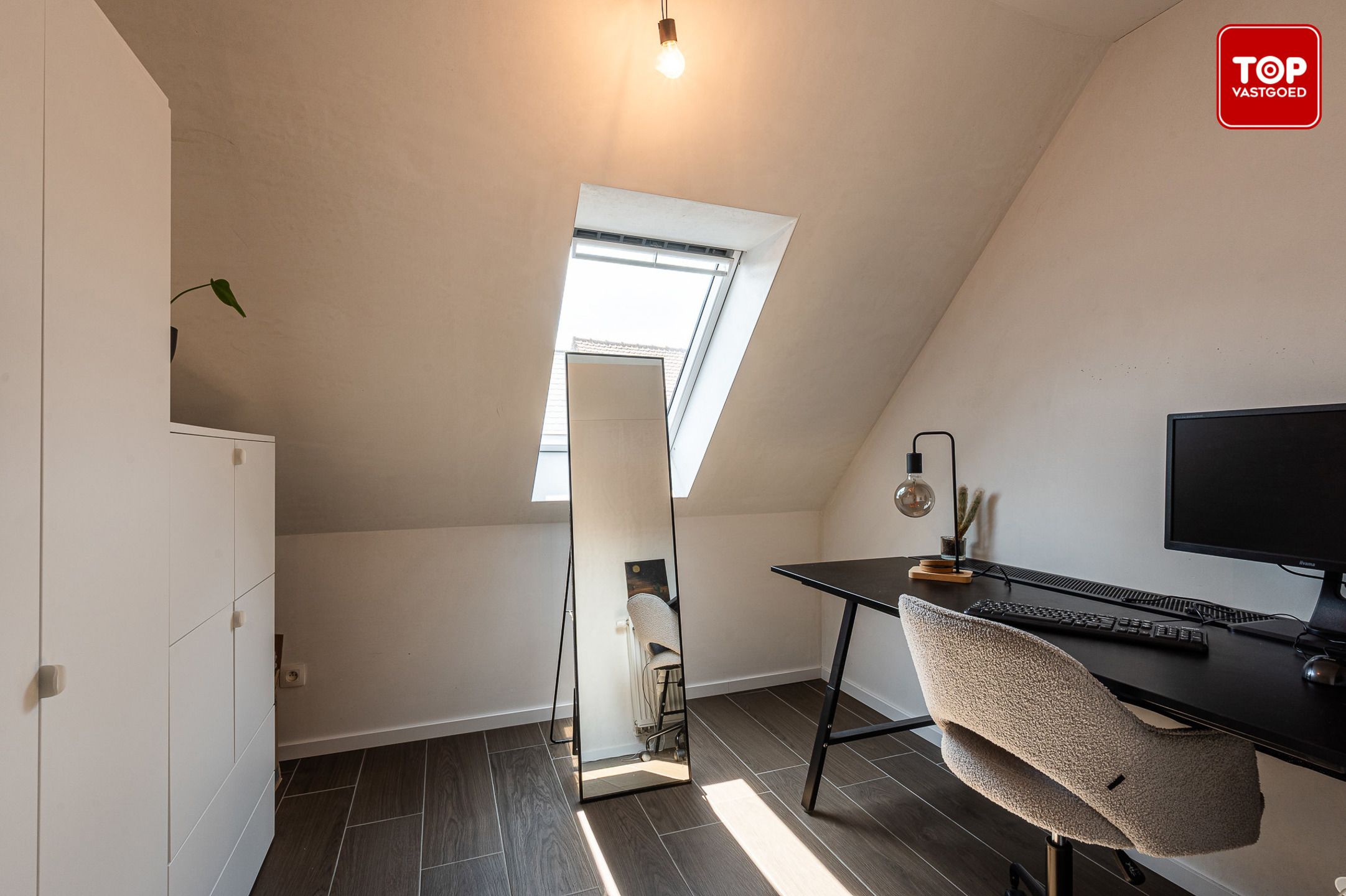Instapklaar appartement (2019) met 2 slaapkamers en terras. foto 13