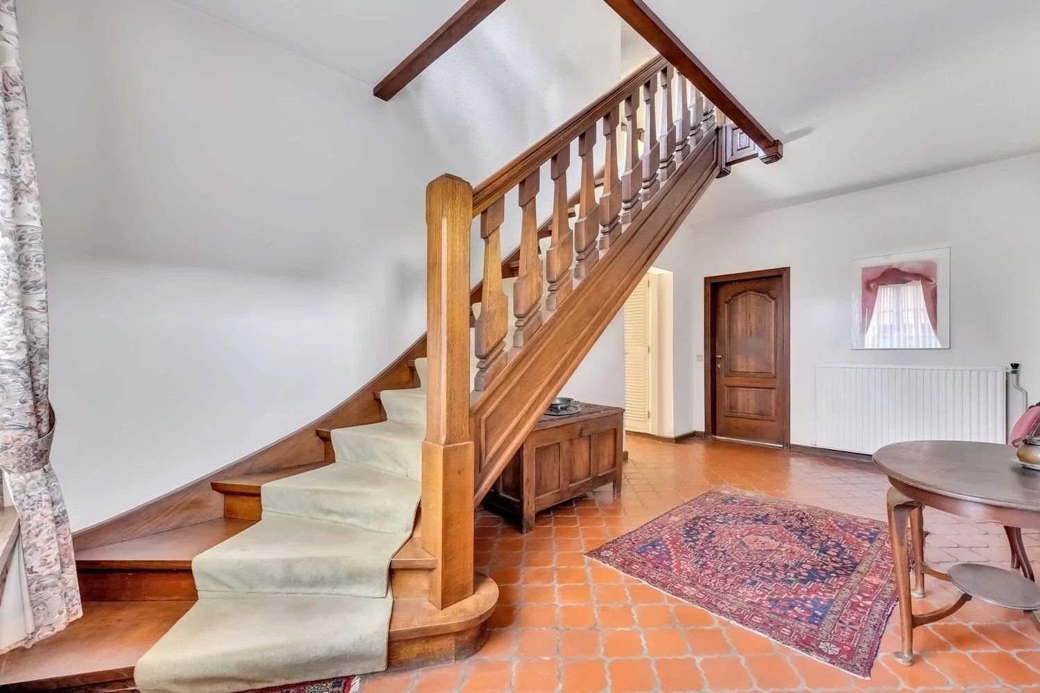 Ruime, statige villa met praktijkruimte foto 4
