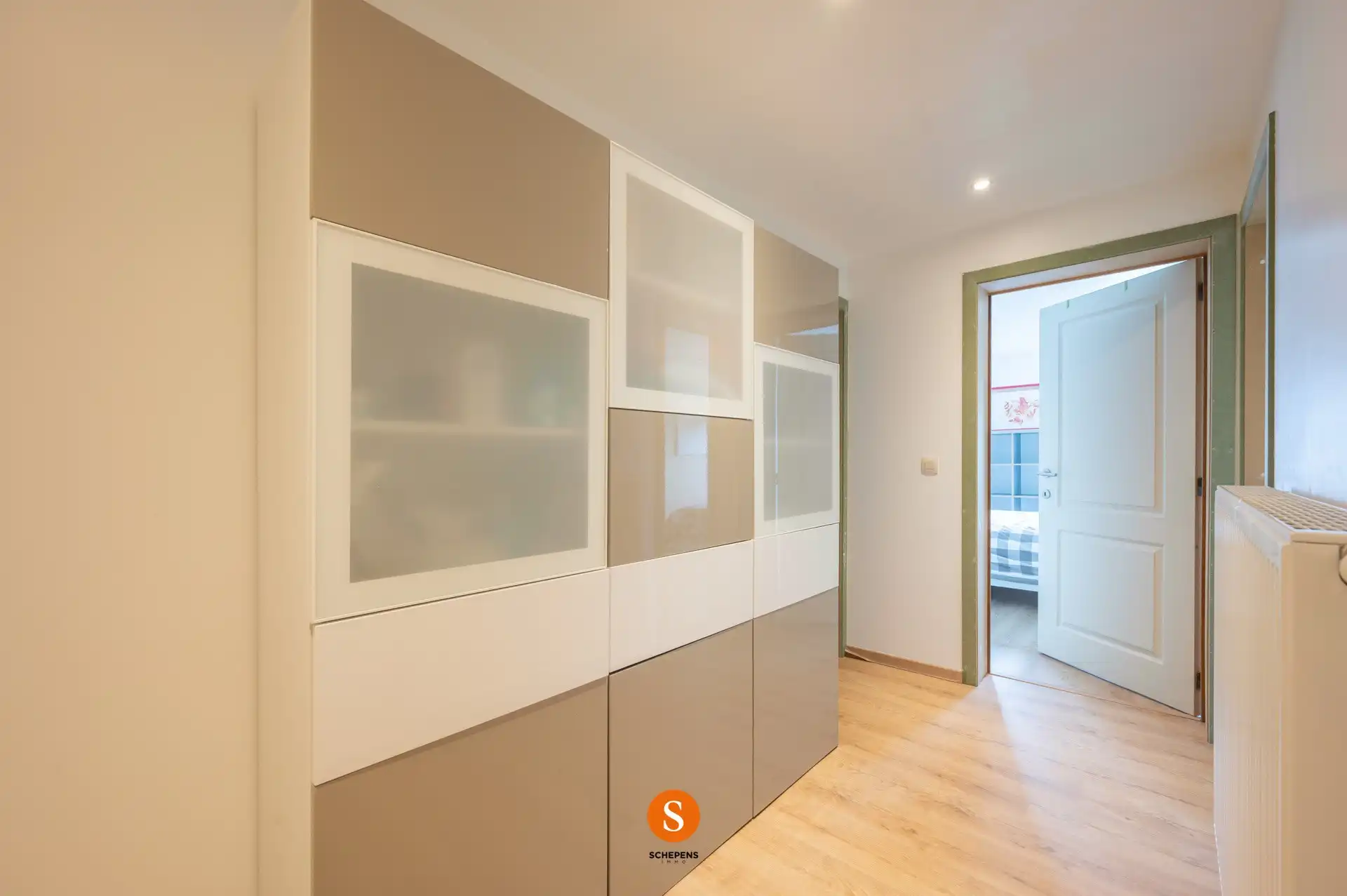 Instapklare woning met polyvalente ruimte, zonnige tuin en tal van mogelijkheden. foto 33