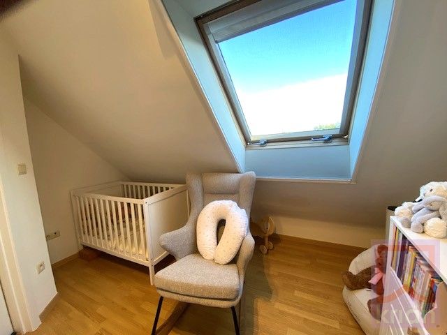 Keurig instapklaar duplex/dakappartement met 2slpk, terras, autostaanpl en berging nabij centrum Geel foto 17