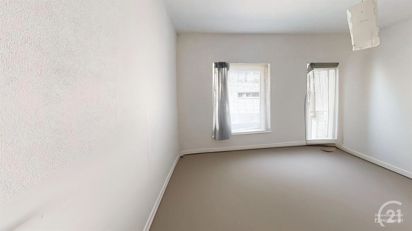 Woning met tuin en 3 slk centraal gelegen foto 24
