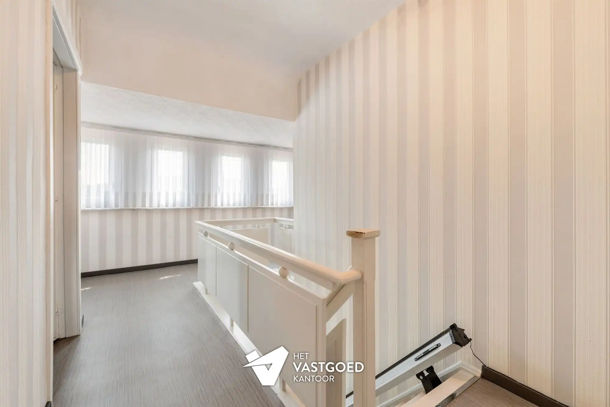 PERFECT ONDERHOUDEN WONING OP IDEALE LIGGING! foto 11