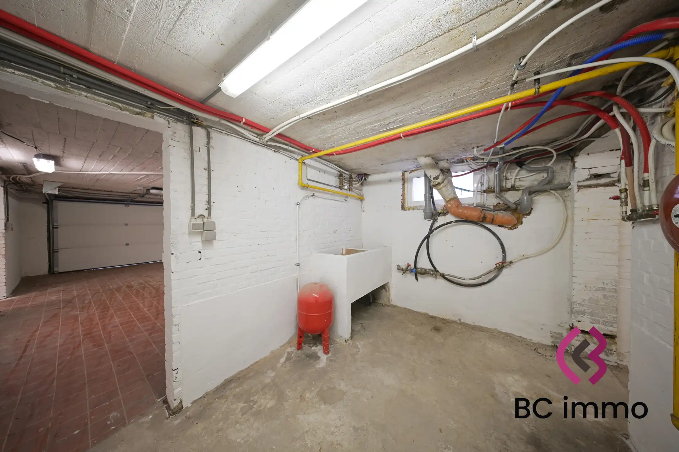 Statige villa met 5 slaapkamers op ruim hoekperceel en uitstekende zichtlocatie in Genk foto 33