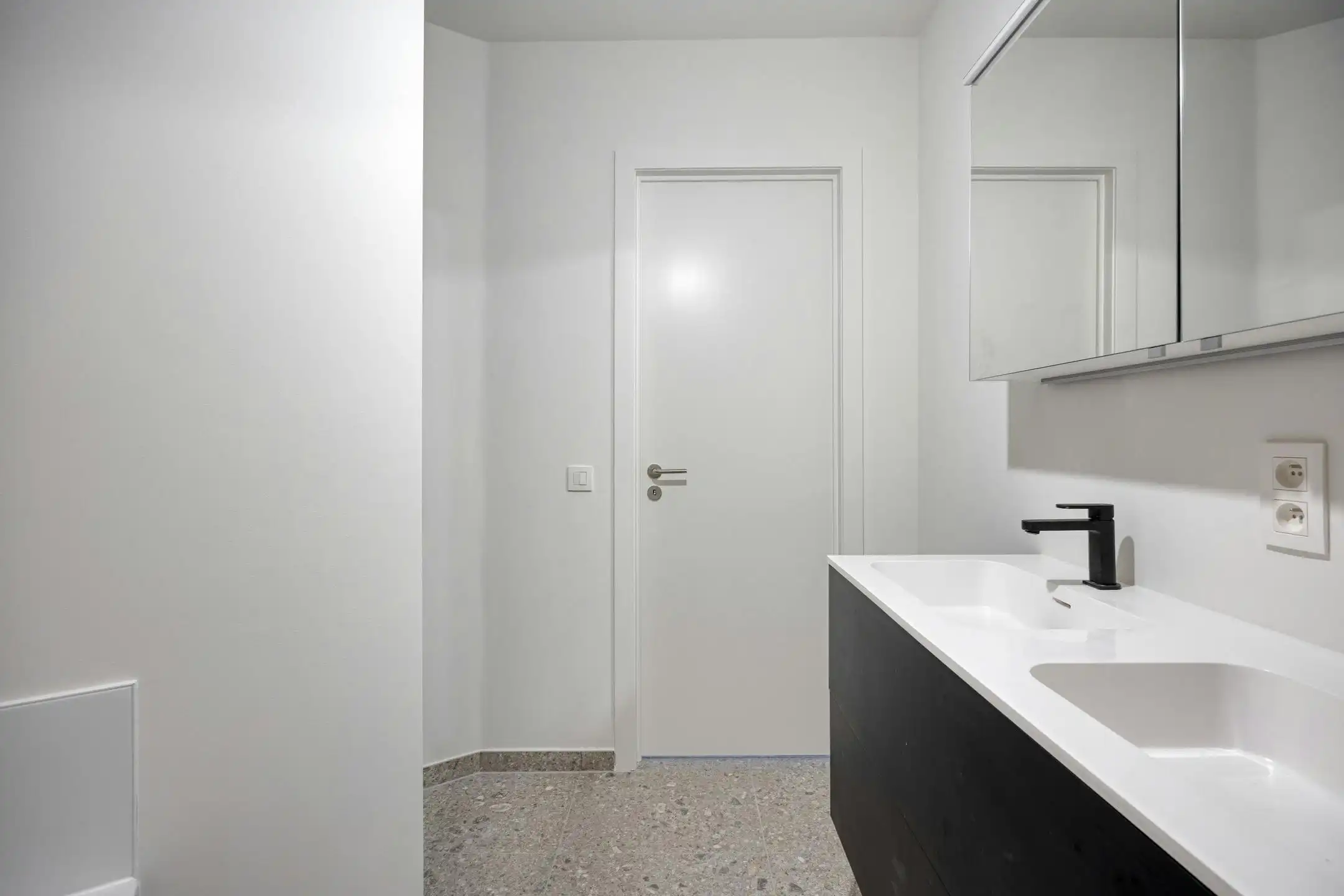 A0101 Rivert nieuwbouwappartement te Antwerpen foto 10