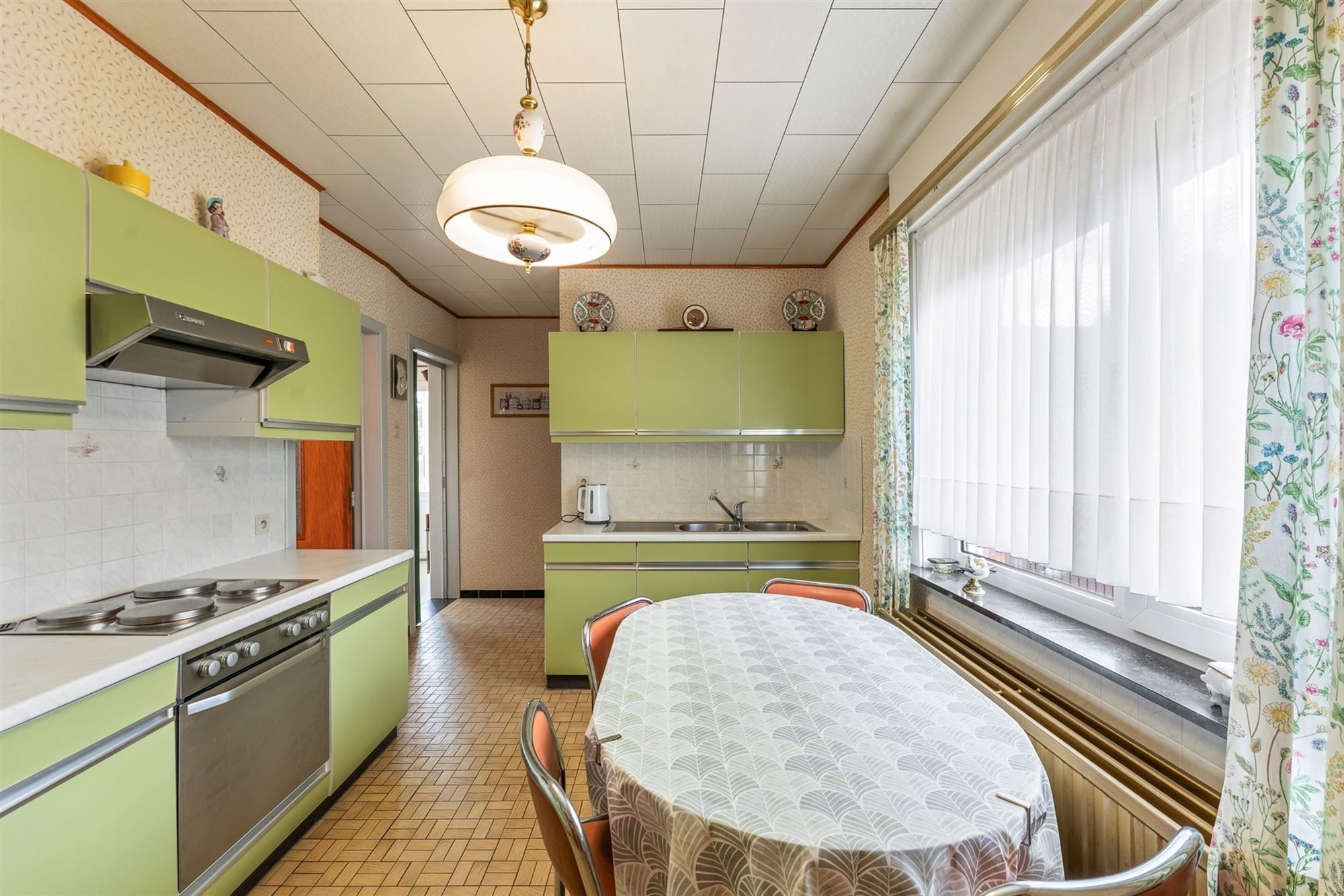 OP TE FRISSEN WONING ZEER RUSTIG GELEGEN OP EEN RUIM ZUIDELIJK GEORIËNTEERD PERCEEL TE LEOPOLDSBURG foto 12