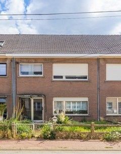 Te renoveren woning met tuin en garage op een perceel van 6are 39ca foto 4