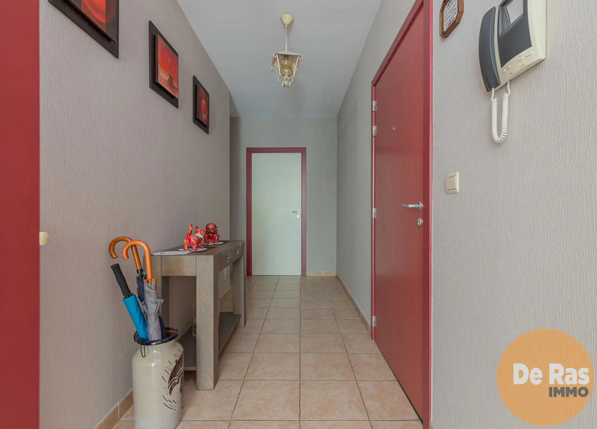 VILVOORDE - Instapklaar appartement met 2 kamers en terras foto 2