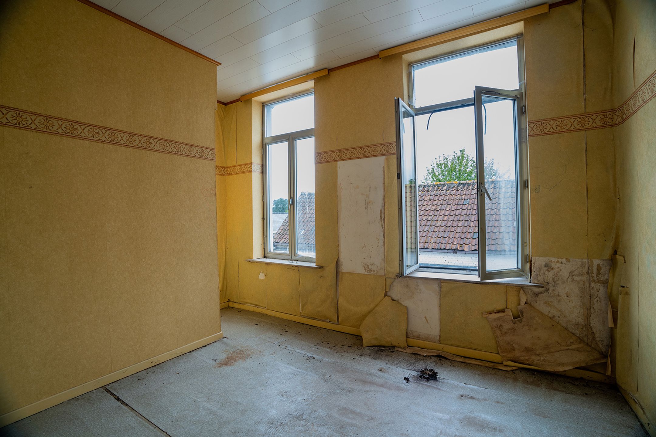 Te renoveren woning in Outer foto 10
