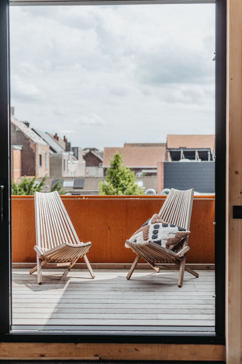 Lichtrijke gerenoveerde duplex penthouse vlakbij Gent centrum foto 4