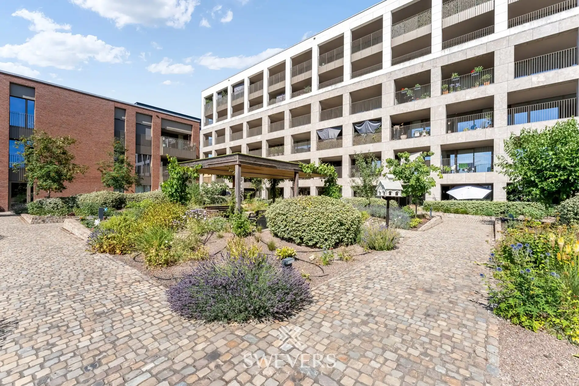 Uniek penthouse (168m²) met 3 slpk en een fantastisch uitzicht in centrum Hasselt foto 30