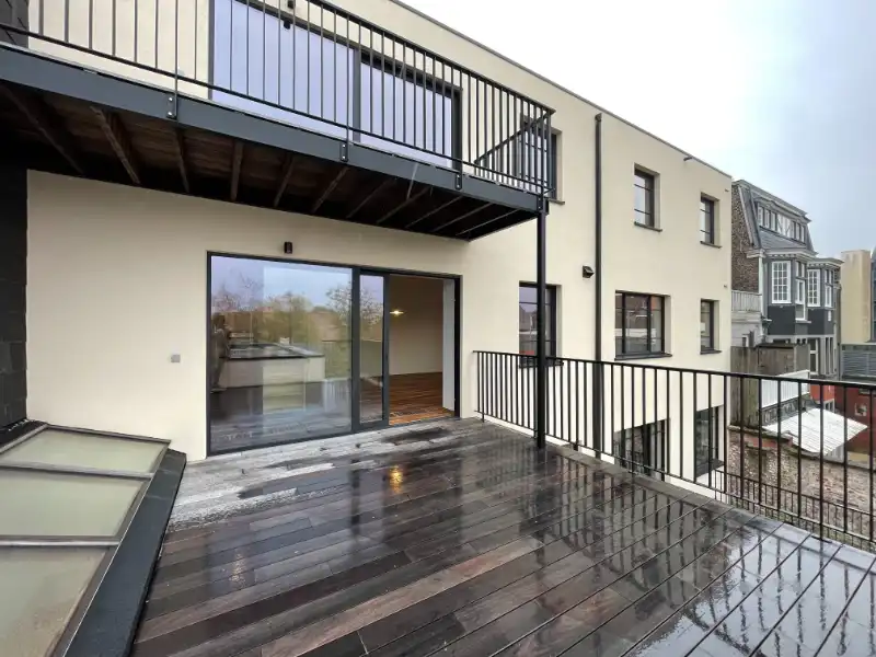 Uniek en hoogwaardig afgewerkt appartement tussen UZ en Sint-Pietersstation foto 2