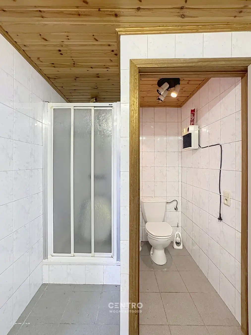 Ruime woning met opslagruimte in aangename omgeving! foto 8