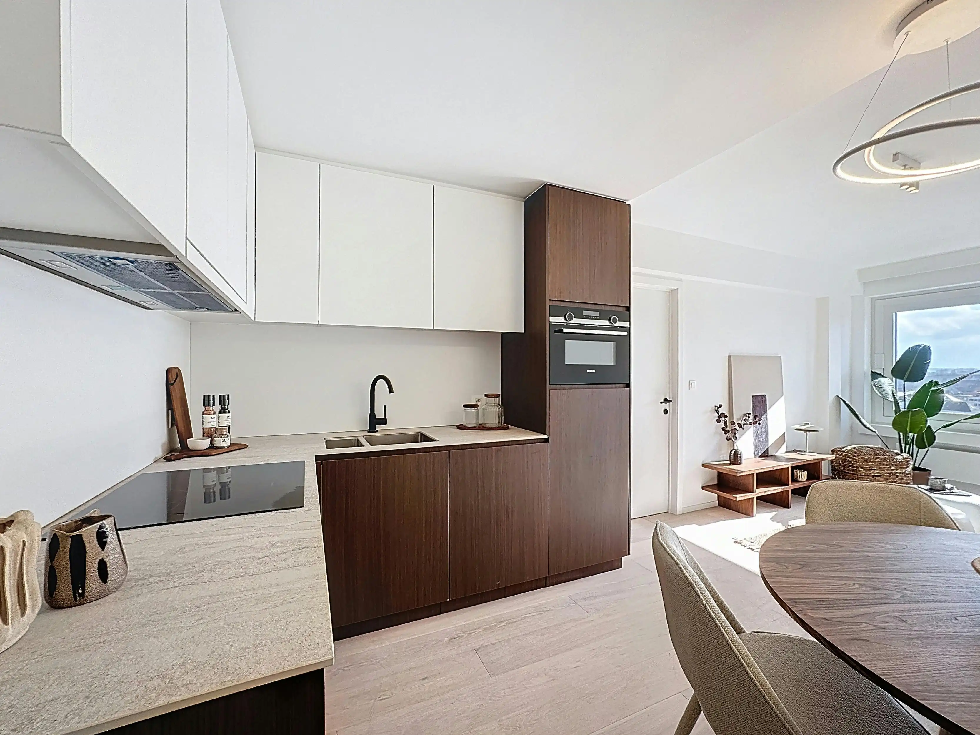 Knap appartement vlakbij het Heldenplein in Heist te koop foto 6