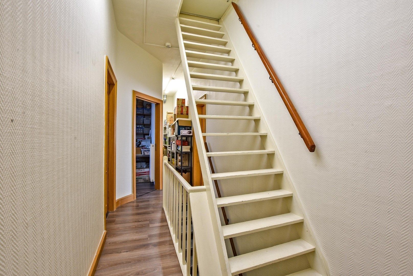 HUUR-KOOP: Restaurant 'De Haven' volledig gebouw met mogelijheden vlakbij de kaai gelegen op 313 m². foto 16