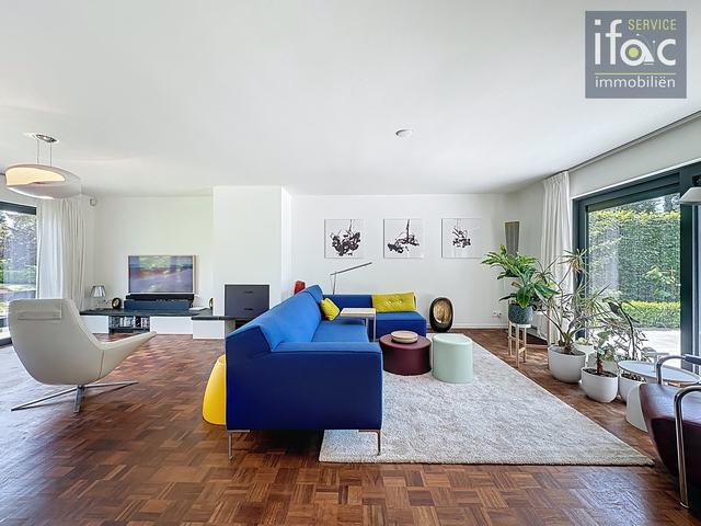 Villa te huur foto {{pictureIndex}}