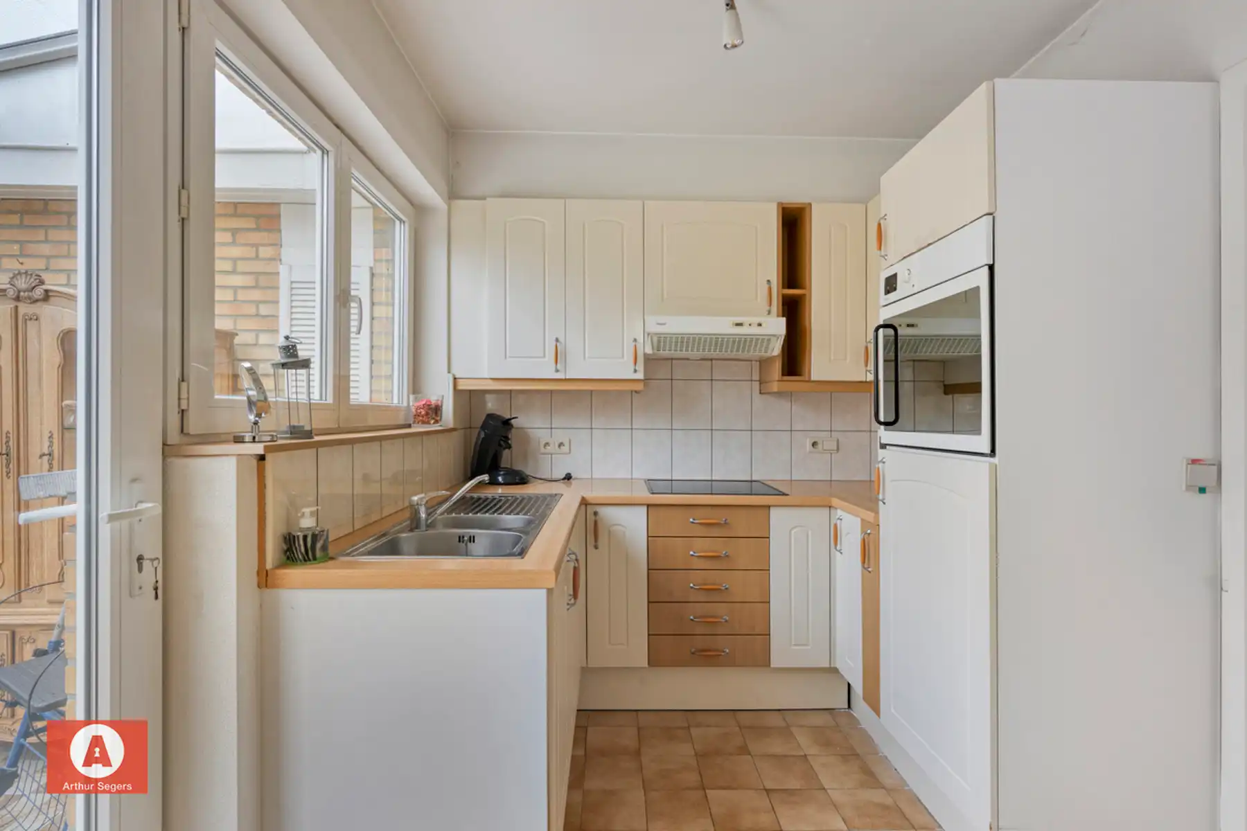 IN OPTIE - Onderhouden gezinswoning mét 3 slaapkamers en garage.  foto 9