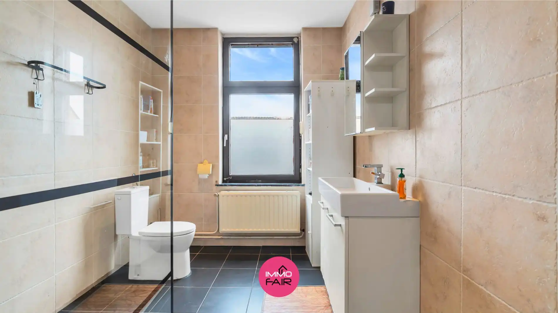  Ruime gezinswoning met veel mogelijkheden vlakbij Maastricht! foto 8