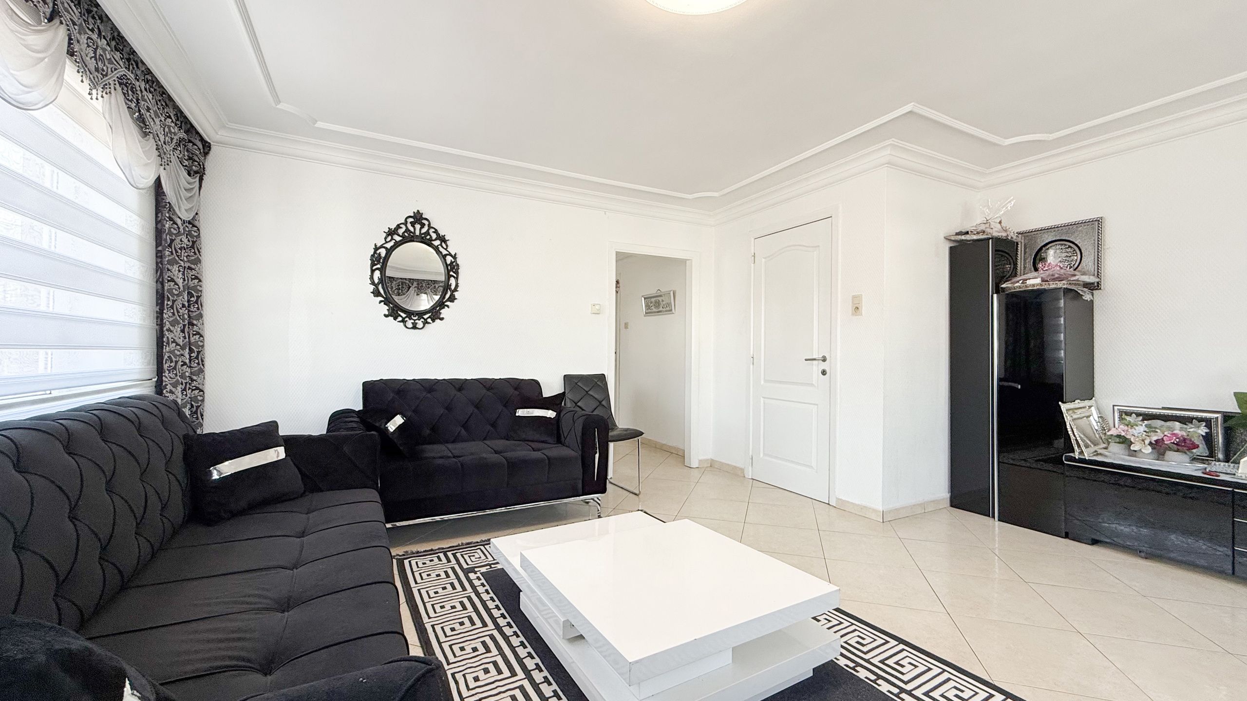 Lichtrijk appartement met 3 slpks, tuin én staanplaats! foto 4