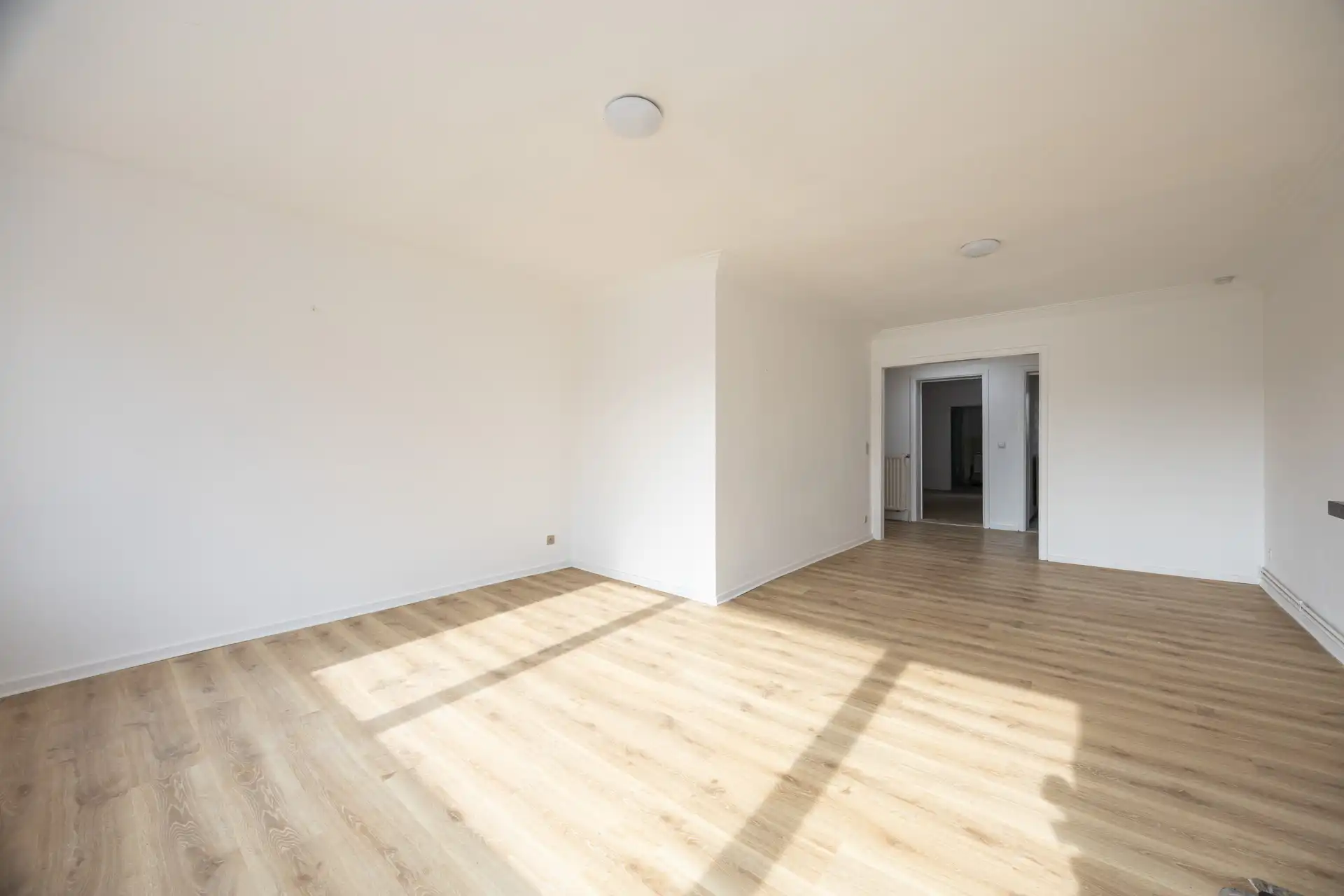 Zonnig appartement met 1 slpk op toplocatie in Deurne-Zuid! foto 2