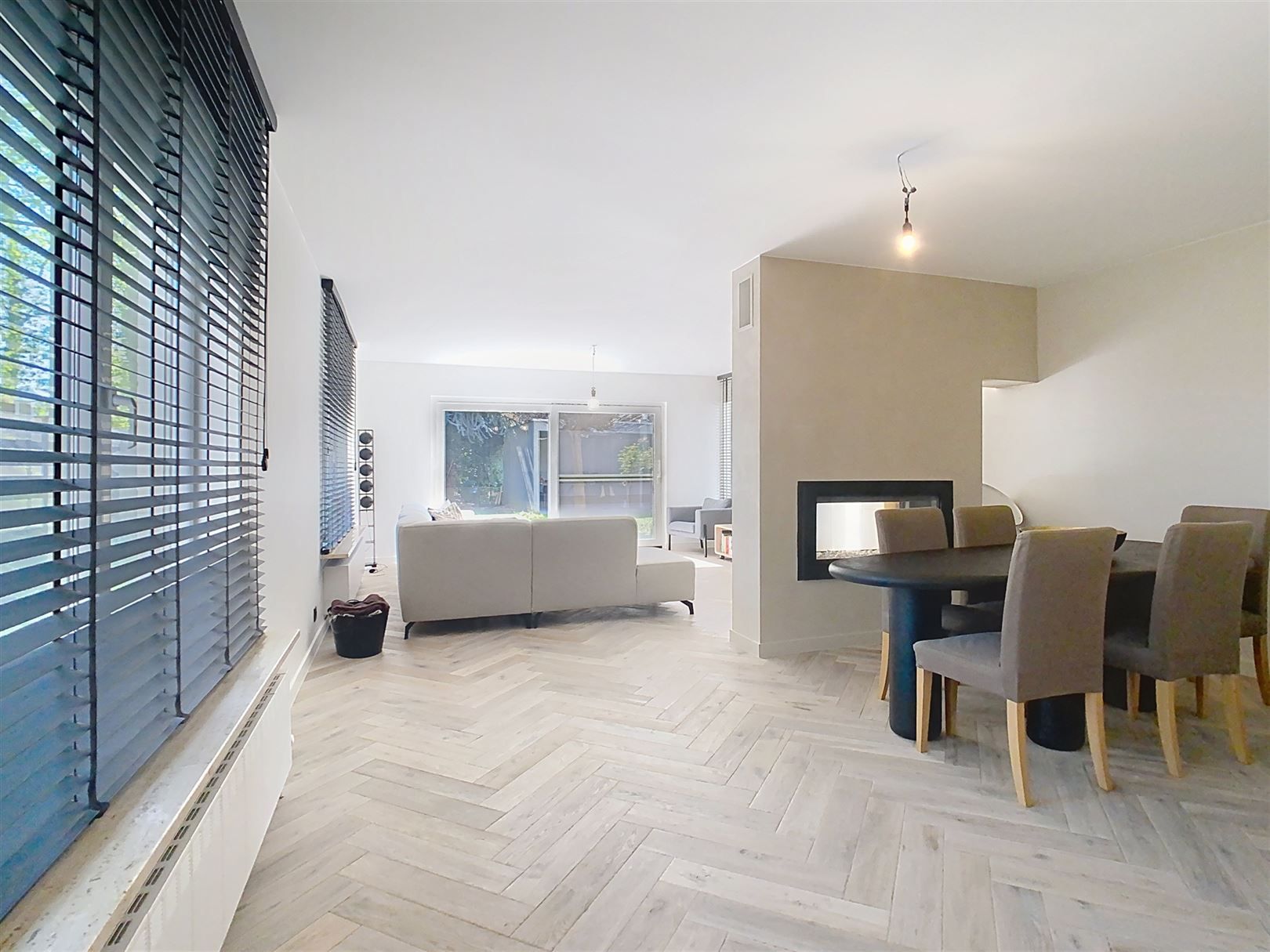 Gerenoveerde woning, 4 slpks, praktijkruimte, tuin, 4a 90ca foto 12