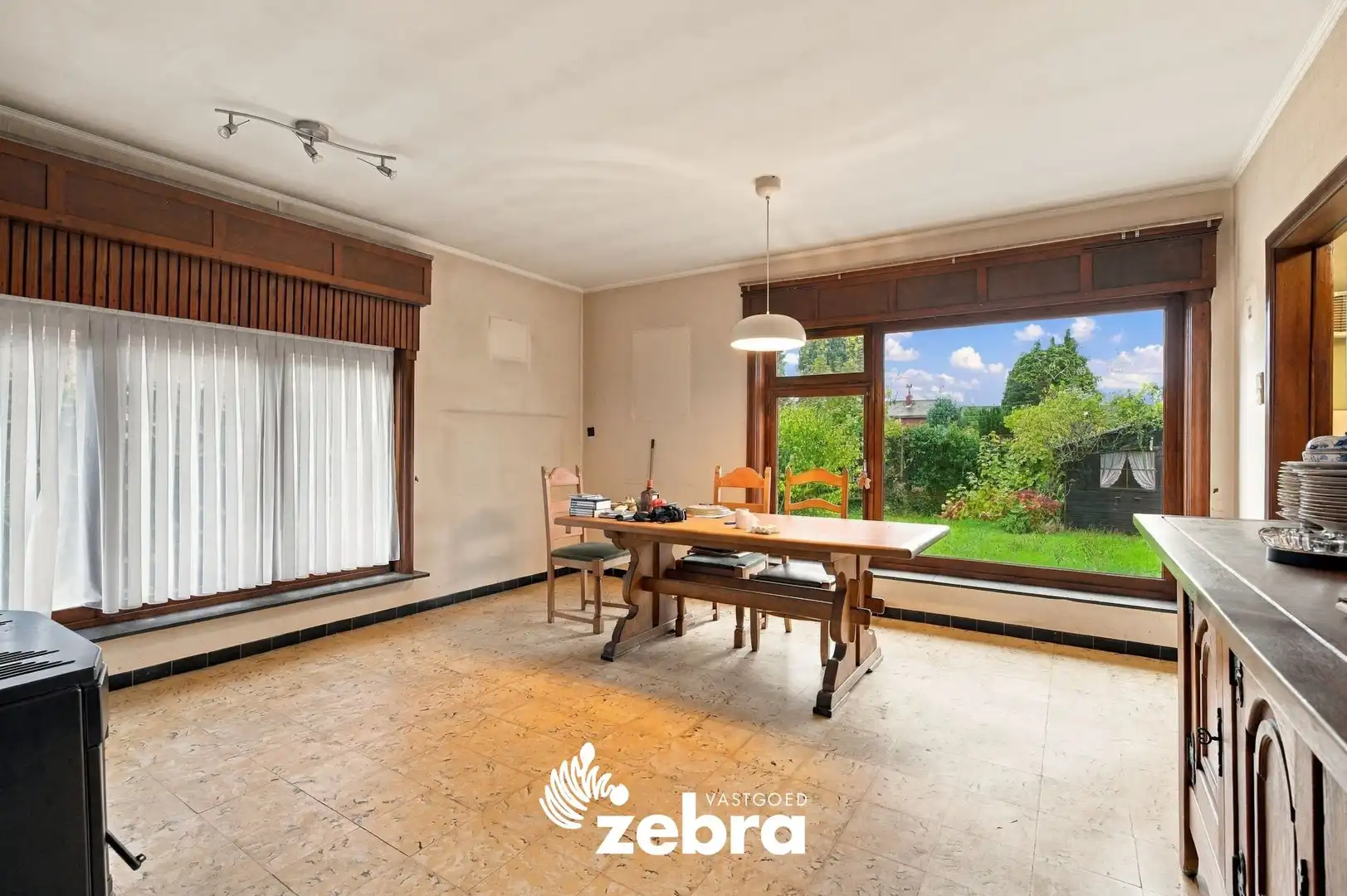 Te renoveren woning in Rumbeke! foto 6