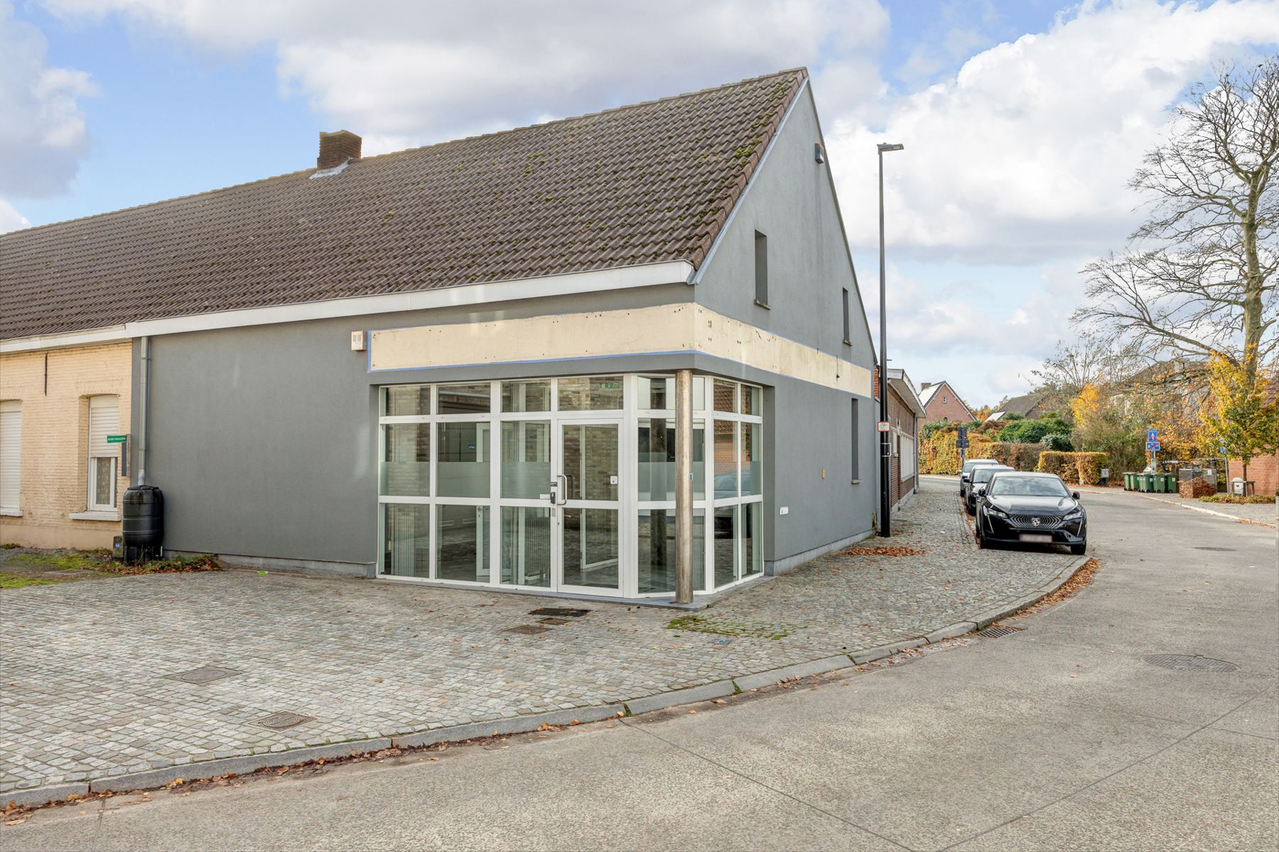 Veelzijdig kantoorgebouw op toplocatie foto 25