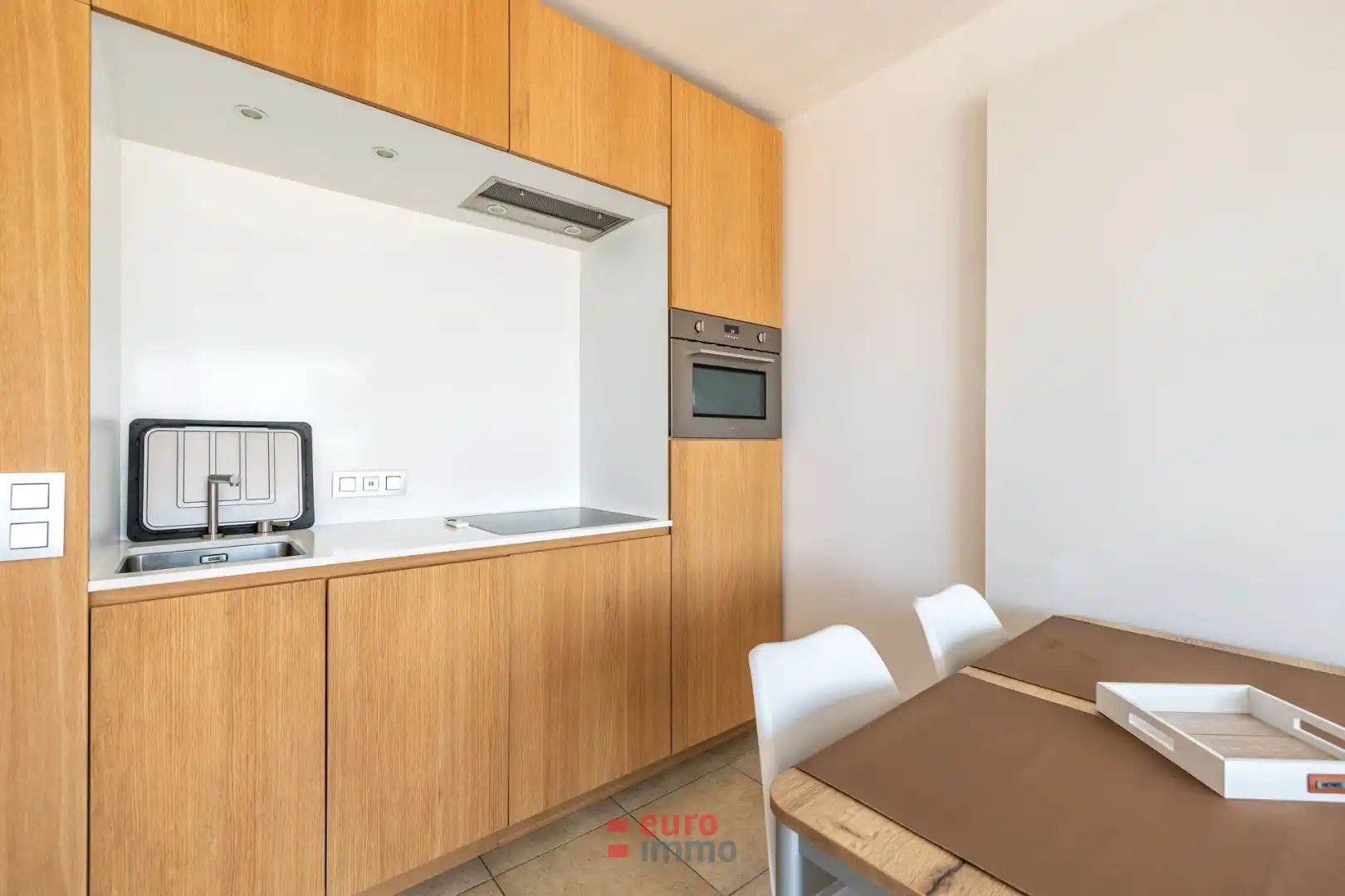 Studio met slaaphoek op een wel zéér exclusieve hoogte! foto 10