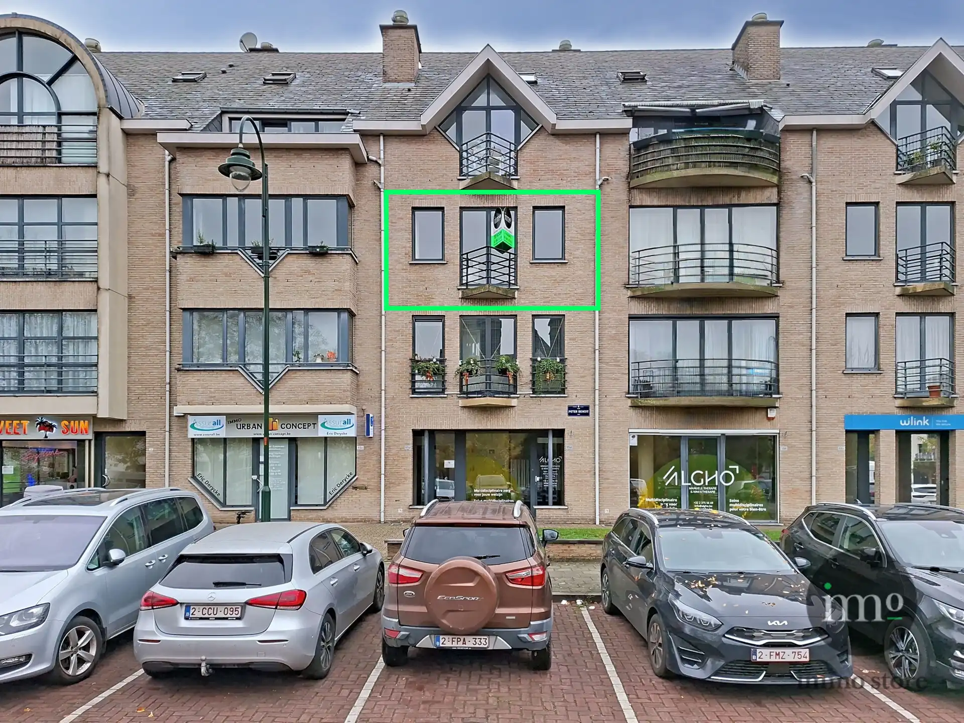 Instapklaar appartement met ondergrondse parking foto {{pictureIndex}}