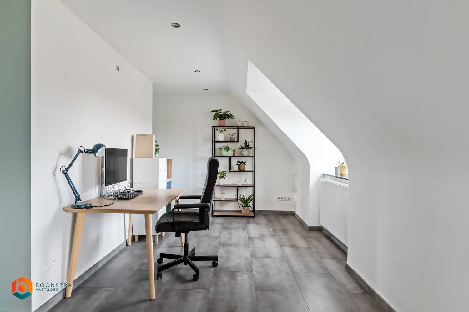 Lichtrijk duplexappartement met 2 slpkrs te Putte foto 13